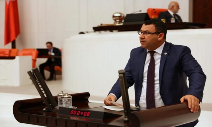 MHP IĞDIR MİLLETVEKİLİ YAŞAR KARADAĞ : IĞDIR’IN EN BÜYÜK PROBLEMİ, TARIMSAL ALANDA YAŞANAN SU KITLIĞIDIR