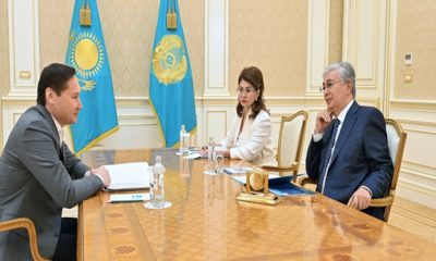 Devlet başkanı Kazakhfilm JSC başkanı Azamat Satybaldy’yi kabul etti