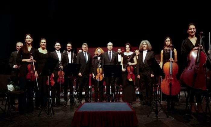Cumhurbaşkanı Ersin Tatar, KKTC CSO’nun kuruluşunun 8. Yılı konserini izledi