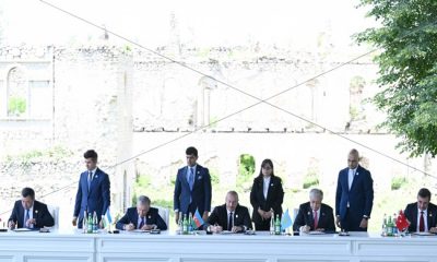 Karabağ Deklarasyonu, Türk Devletleri Teşkilatı devlet başkanlarının Şuşa’daki resmi olmayan zirve toplantısında imzalandı.