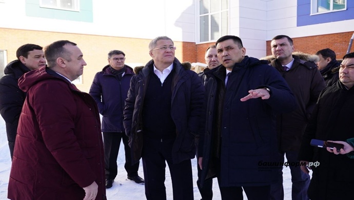 В Учалинском районе Башкортостана по народной программе «Единой России» построили детскую поликлинику