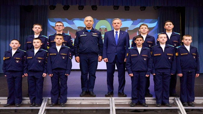 Активисты «Единой России» рассказали тюменским кадетам о трудовом подвиге земляков в годы Великой Отечественной войны